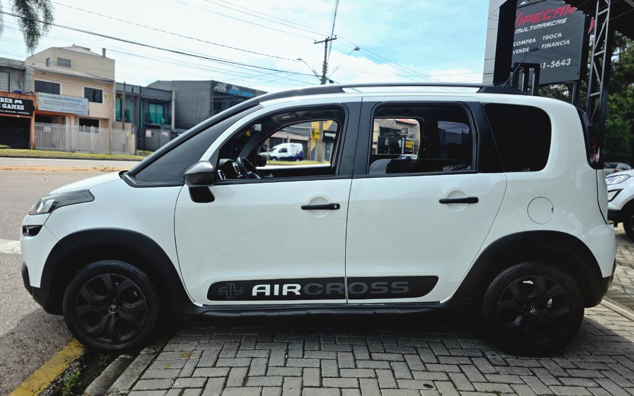 imagem-https://www.socarrao.com.br/sc-vehicle-images-prod/4432733/1792770070346-MjAyNjEwMjNfMDkyOTExLmpwZw.jpg