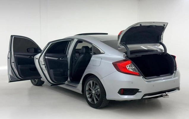 imagem-https://www.socarrao.com.br/sc-vehicle-images-prod/4432769/1792770282894-8575821_11_B_919910be4c.jpeg