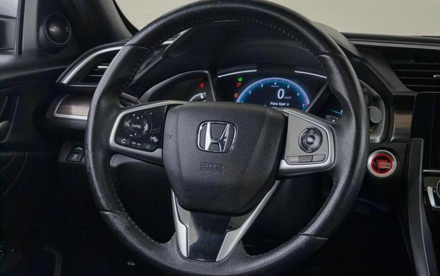 imagem-https://www.socarrao.com.br/sc-vehicle-images-prod/4432769/1792770282905-8575821_13_B_ca8ce6345e.jpeg