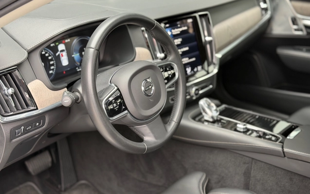 imagem-https://www.socarrao.com.br/sc-vehicle-images-prod/4432882/1792771417691-8b1db754-2d0f-4dda-aaf4-522aee4570be.jpg