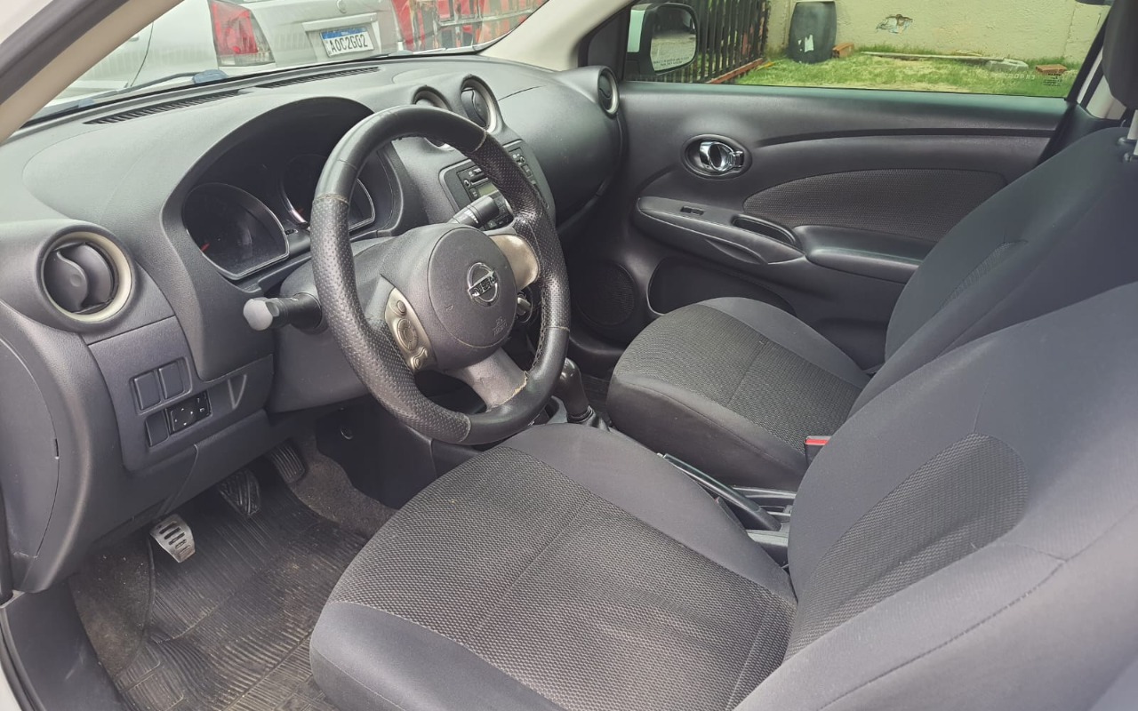 imagem-https://www.socarrao.com.br/sc-vehicle-images-prod/4432884/1792771528682-V2hhdHNBcHAgSW1hZ2UgMjAyNi0xMC0yMyBhdCAxMi40Mi4xOCAoNCkuanBlZw.jpeg