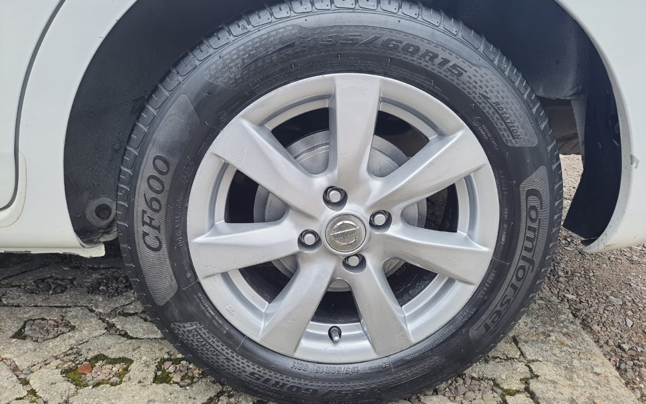 imagem-https://www.socarrao.com.br/sc-vehicle-images-prod/4432884/1792771529179-V2hhdHNBcHAgSW1hZ2UgMjAyNi0xMC0yMyBhdCAxMi40Mi4yMC5qcGVn.jpeg