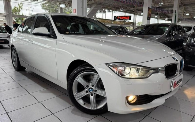 imagem-https://www.socarrao.com.br/sc-vehicle-images-prod/4432973/1792772048101-8583856_0_B_3087696cc4.jpeg