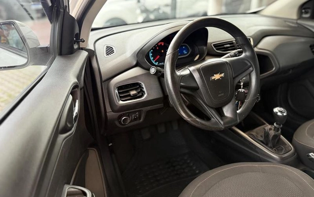 imagem-https://www.socarrao.com.br/sc-vehicle-images-prod/4433000/1792772747536-8600255_19_B_ba93918d8c.jpeg