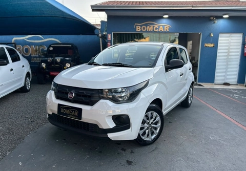 Fiat Mobi DRIVE 1.0 Flex 6V 5p 2019 Branco — foto 1 de 3
