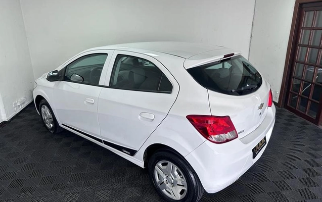 imagem-https://www.socarrao.com.br/sc-vehicle-images-prod/4433009/1792773401186-8411917_37_B_c722fba3ed.jpeg