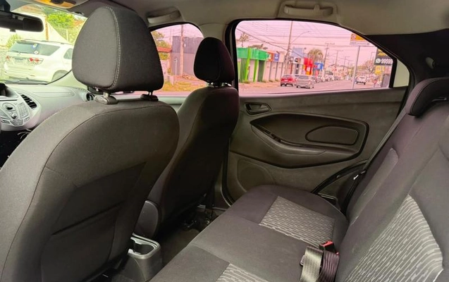 imagem-https://www.socarrao.com.br/sc-vehicle-images-prod/4433042/1792773665379-8596378_6_B_3536ce7abd.jpeg