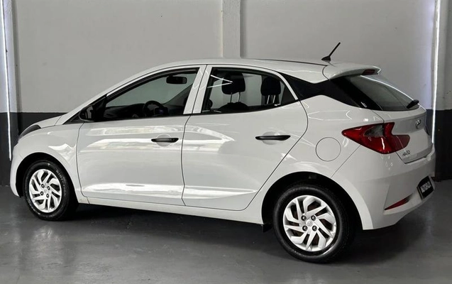 imagem-https://www.socarrao.com.br/sc-vehicle-images-prod/4433091/1792773139420-8600312_0_B_fb0f2a2d09.jpeg