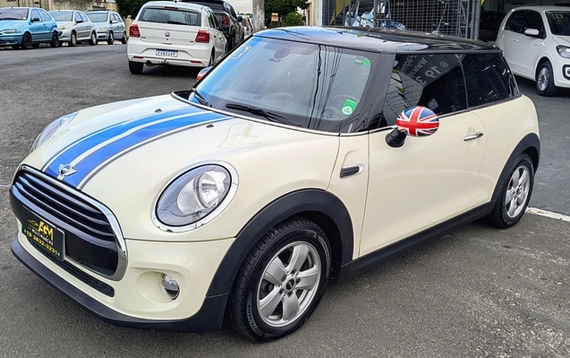 imagem-https://www.socarrao.com.br/sc-vehicle-images-prod/4433099/1792773374464-TUlOSSBDVVBFUiAyMDE3IDIuanBn.jpg