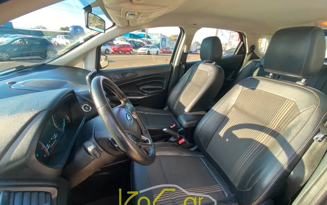 imagem-https://www.socarrao.com.br/sc-vehicle-images-prod/4433134/1792773578055-k3i6SHKbqHBxdE9X4RikaeSqaCMF6mDJ.jpg