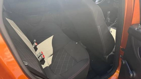 imagem-https://www.socarrao.com.br/sc-vehicle-images-prod/4433165/1792773717080-renault-kwid-1.0-12v-sce-flex-zen-manual-wmimagem16250388742.jpg