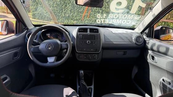 imagem-https://www.socarrao.com.br/sc-vehicle-images-prod/4433165/1792773717086-renault-kwid-1.0-12v-sce-flex-zen-manual-wmimagem16250495882.jpg