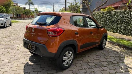 imagem-https://www.socarrao.com.br/sc-vehicle-images-prod/4433165/1792773717096-renault-kwid-1.0-12v-sce-flex-zen-manual-wmimagem16251482339.jpg