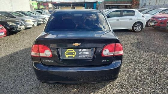 imagem-https://www.socarrao.com.br/sc-vehicle-images-prod/4433166/1792773718427-chevrolet-classic-1.0-mpfi-ls-8v-flex-4p-manual-wmimagem15083111646.jpg