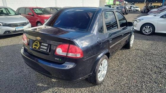 imagem-https://www.socarrao.com.br/sc-vehicle-images-prod/4433166/1792773718429-chevrolet-classic-1.0-mpfi-ls-8v-flex-4p-manual-wmimagem1508320226.jpg