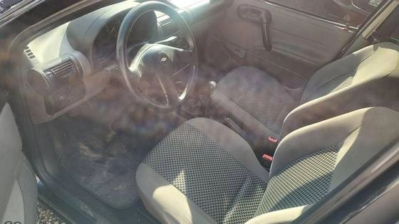 imagem-https://www.socarrao.com.br/sc-vehicle-images-prod/4433166/1792773718439-chevrolet-classic-1.0-mpfi-ls-8v-flex-4p-manual-wmimagem15083426825.jpg