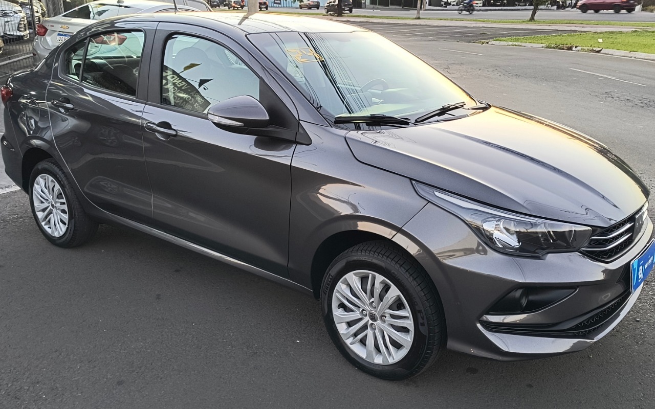 Fiat Cronos DRIVE 1.3 8V Flex 2024 Cinza — foto 1 de 3