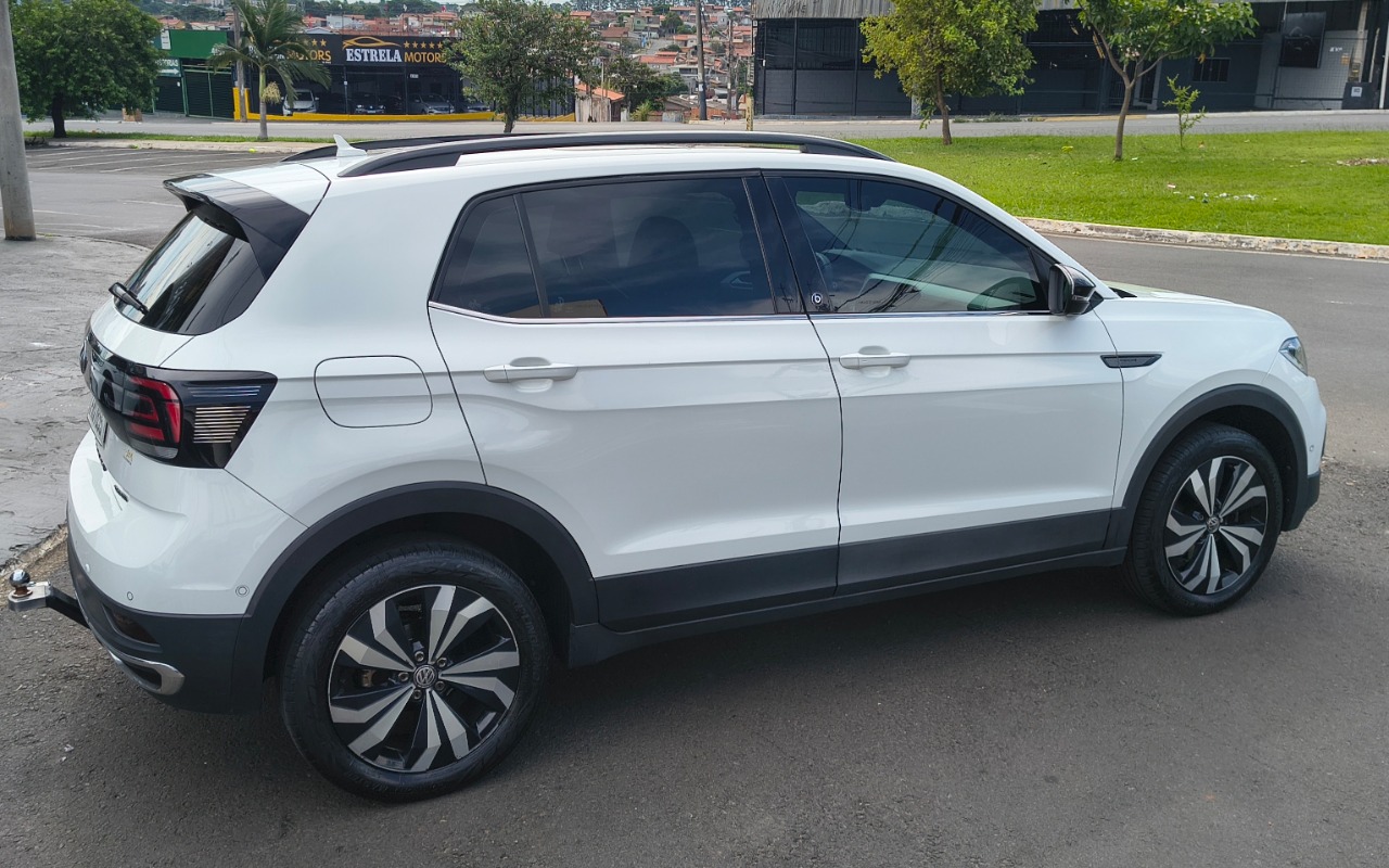 imagem-https://www.socarrao.com.br/sc-vehicle-images-prod/4433210/1792774066076-SU1HXzIwMjYwMjE0XzE1MTIxNTUwMF9IRFJ-Mi5qcGc.jpg