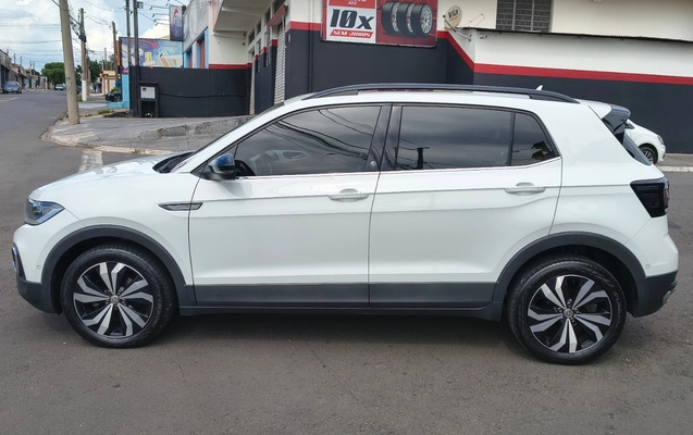 imagem-https://www.socarrao.com.br/sc-vehicle-images-prod/4433210/1792774066597-SU1HXzIwMjYwMjE0XzE1MTIwMzQ3OV9IRFJ-Mi5qcGc.jpg