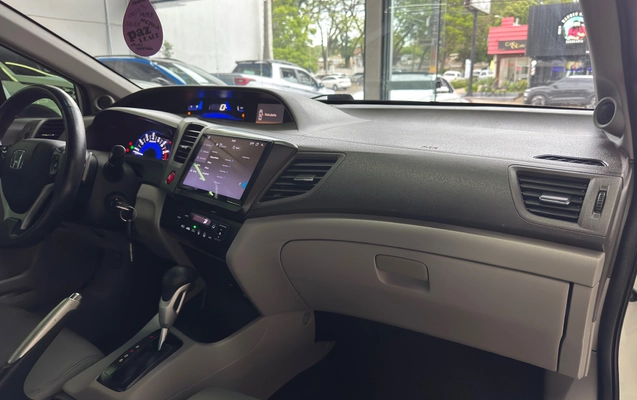 imagem-https://www.socarrao.com.br/sc-vehicle-images-prod/4433217/1792774301938-9a45acb8-068a-4f76-9773-b804204598ea.jpeg