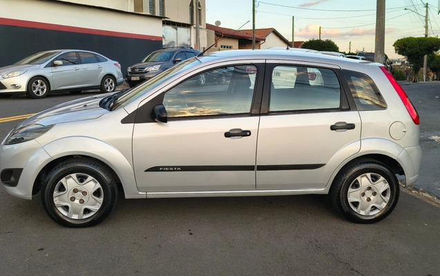 imagem-https://www.socarrao.com.br/sc-vehicle-images-prod/4433305/1792774854491-SU1HXzIwMjYwNTI3XzE3MDkxNjQ2M19IRFJ-Mi5qcGc.jpg