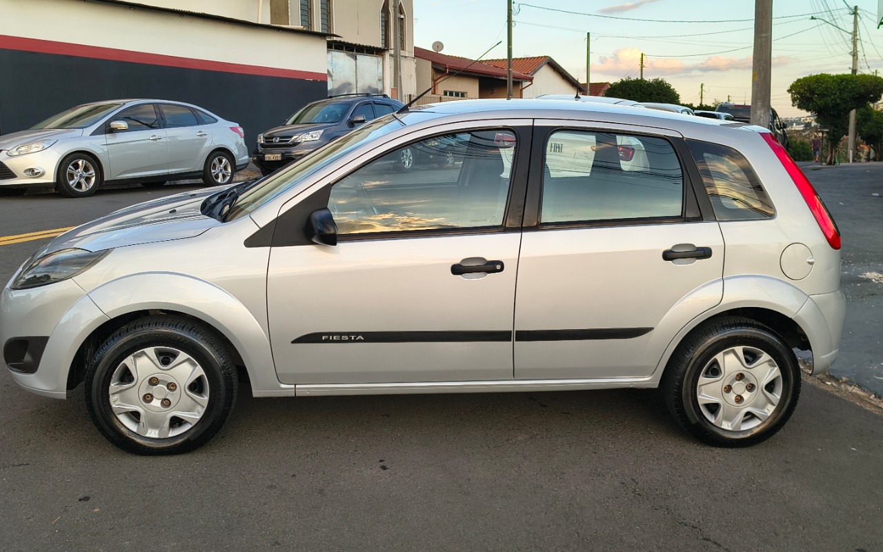 imagem-https://www.socarrao.com.br/sc-vehicle-images-prod/4433305/1792774854854-SU1HXzIwMjYwNTI3XzE3MDkxNjQ2M19IRFJ-Mi5qcGc.jpg