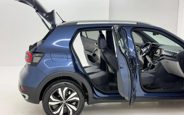 imagem-https://www.socarrao.com.br/sc-vehicle-images-prod/4433317/1792774972427-8564433_8_B_a4b56ddfa3.jpeg