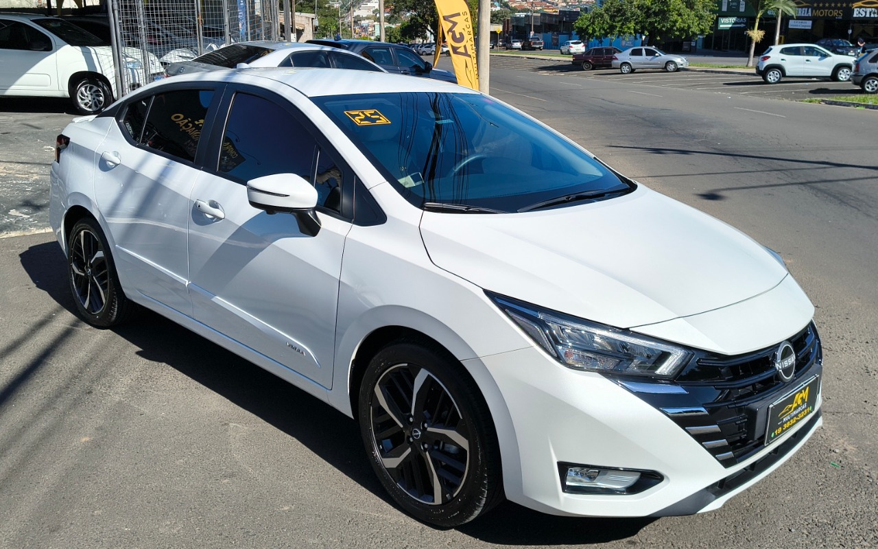 Nissan VERSA 2025 Branco — foto 1 de 3