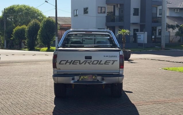 imagem-https://www.socarrao.com.br/sc-vehicle-images-prod/4433322/1792775056320-ac1a8daa2b46411dbb2ad972d4171eeb_1767720436477.jpeg