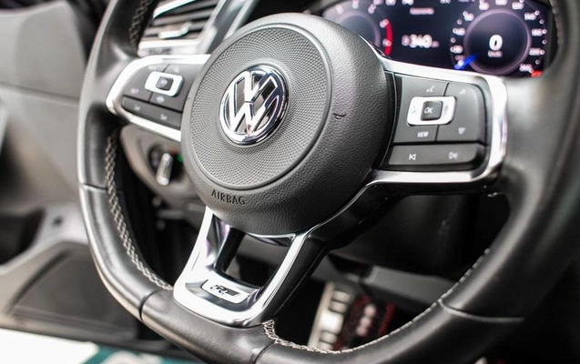 imagem-https://www.socarrao.com.br/sc-vehicle-images-prod/4433329/1792858608779-8600481_29_B_0683d623a4.jpeg