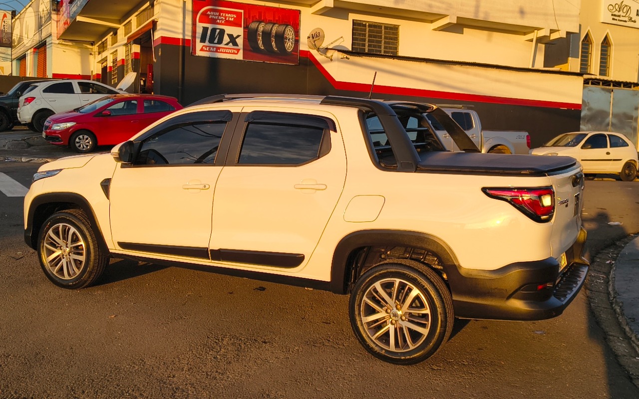 imagem-https://www.socarrao.com.br/sc-vehicle-images-prod/4433374/1792775462958-SU1HXzIwMjYwNjExXzE3MDYzMTQwNV9IRFJ-Mi5qcGc.jpg