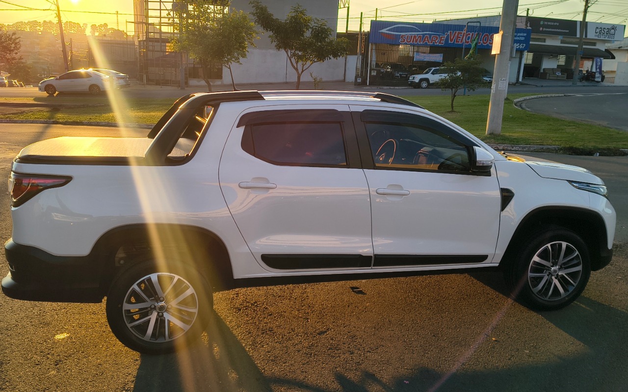 imagem-https://www.socarrao.com.br/sc-vehicle-images-prod/4433374/1792775463470-SU1HXzIwMjYwNjExXzE3MDY0NjI1Ml9IRFJ-Mi5qcGc.jpg