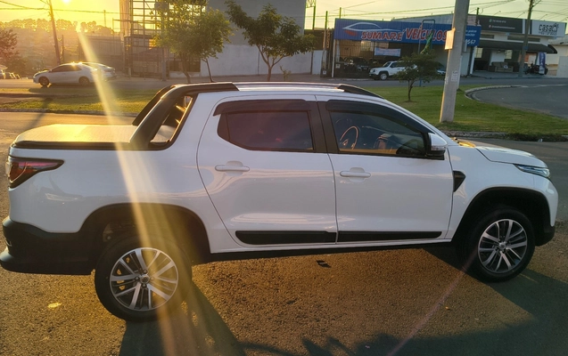 imagem-https://www.socarrao.com.br/sc-vehicle-images-prod/4433374/1792775463470-SU1HXzIwMjYwNjExXzE3MDY0NjI1Ml9IRFJ-Mi5qcGc.jpg