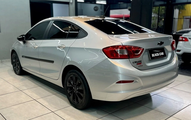 imagem-https://www.socarrao.com.br/sc-vehicle-images-prod/4433392/1792775570309-f9fdf63c04a64058b8b8c3722f860380_1792772057705.jpg