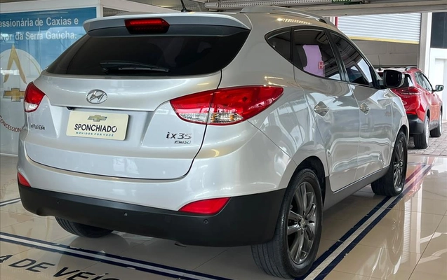 imagem-https://www.socarrao.com.br/sc-vehicle-images-prod/4433402/1792775677346-31d1fb7c-ca13-4813-b090-81439cc7cf8620261023134349.jpeg