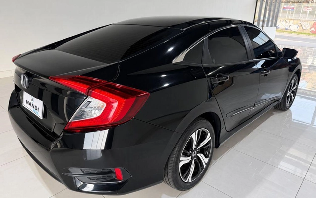 imagem-https://www.socarrao.com.br/sc-vehicle-images-prod/4433408/1792775698041-1239854.jpg