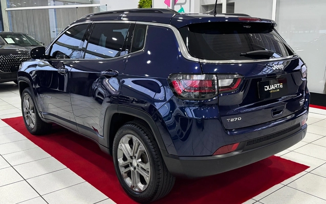 imagem-https://www.socarrao.com.br/sc-vehicle-images-prod/4433427/1792775798389-MDA2LmpwZw.jpg