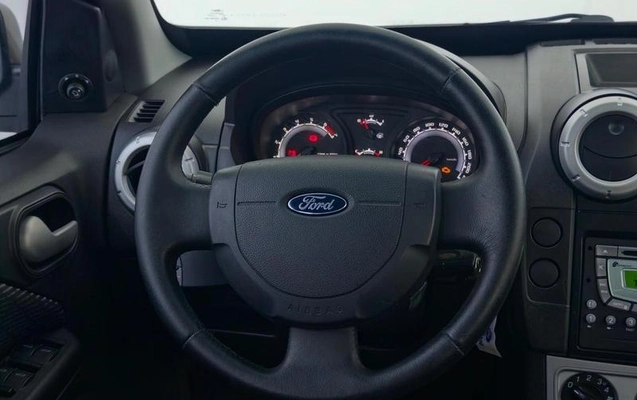 imagem-https://www.socarrao.com.br/sc-vehicle-images-prod/4433441/1792776057290-8546939_14_B_cddc057fe7.jpeg