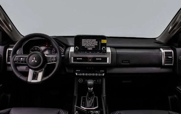 imagem-https://www.socarrao.com.br/sc-vehicle-images-prod/4433474/1792858621125-8600583_5_B_7715f5b182.jpeg
