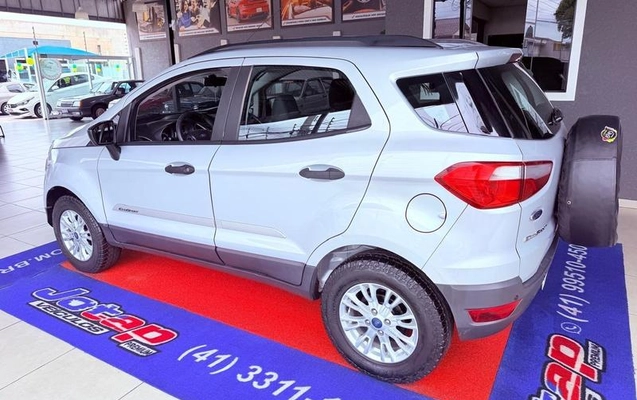 imagem-https://www.socarrao.com.br/sc-vehicle-images-prod/4433486/1792776399044-8572639_11_B_4ebd7ea02a.jpeg