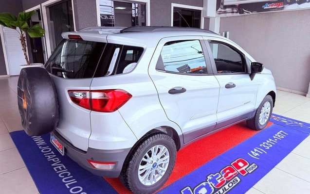 imagem-https://www.socarrao.com.br/sc-vehicle-images-prod/4433486/1792776399047-8572639_4_B_f68e0bea94.jpeg