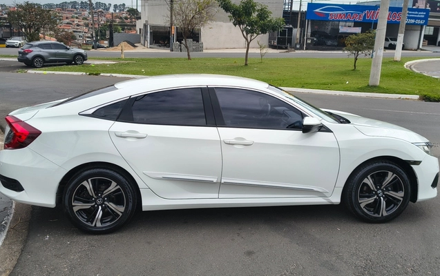 imagem-https://www.socarrao.com.br/sc-vehicle-images-prod/4433543/1792776809436-SU1HXzIwMjYwODA3XzExMTkyMDYxMl9IRFJ-Mi5qcGc.jpg
