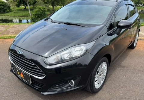 Ford Fiesta 1.5 16V Flex Mec. 5p 2016 Preto — foto 1 de 3