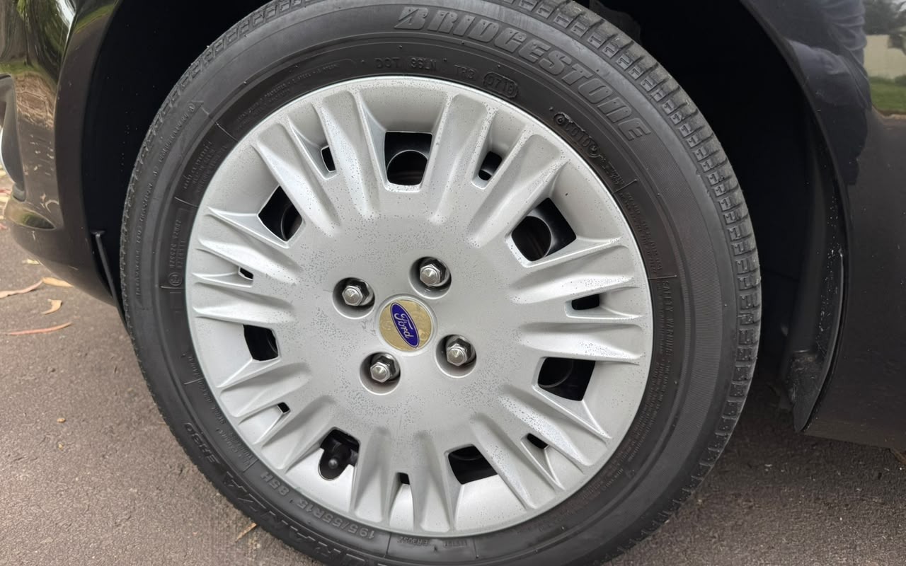 imagem-https://www.socarrao.com.br/sc-vehicle-images-prod/4433647/1792777711306-V2hhdHNBcHAgSW1hZ2UgMjAyNi0xMC0yMyBhdCAxMy40Mi4yMCAoMikuanBlZw.jpeg