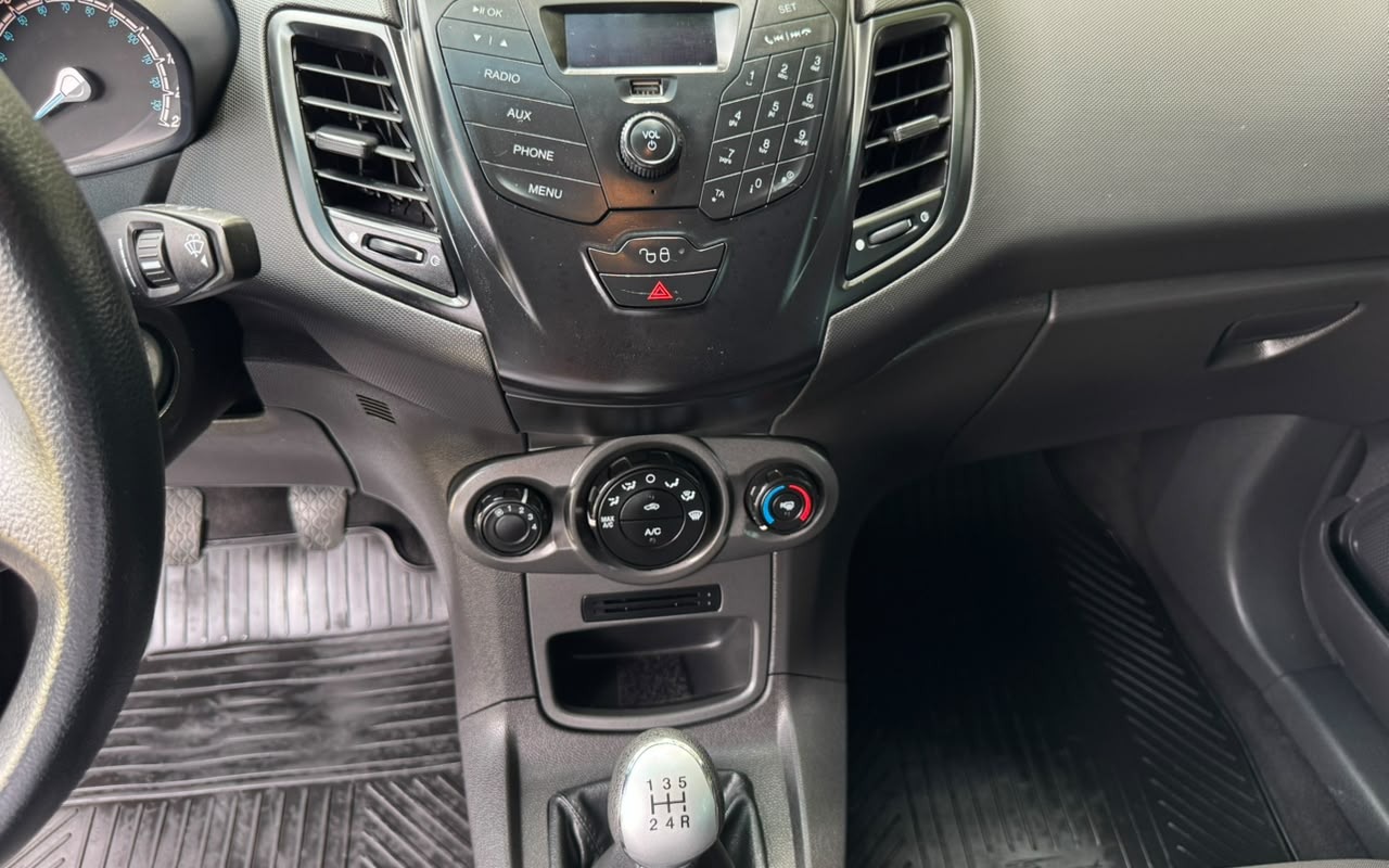 imagem-https://www.socarrao.com.br/sc-vehicle-images-prod/4433647/1792777711613-V2hhdHNBcHAgSW1hZ2UgMjAyNi0xMC0yMyBhdCAxMy40Mi4yMCAoNCkuanBlZw.jpeg