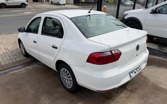 imagem-https://www.socarrao.com.br/sc-vehicle-images-prod/4433652/1792777905357-8590705_5_B_948e0a7bce.jpeg