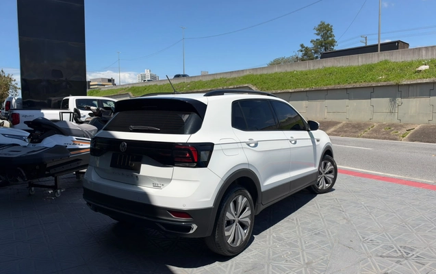 imagem-https://www.socarrao.com.br/sc-vehicle-images-prod/4433655/1792777945748-003_66ab828b64e37f88ea195fae3b2e243d.jpg