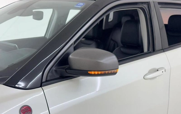 imagem-https://www.socarrao.com.br/sc-vehicle-images-prod/4433697/1792778169207-8581361_24_B_2202f23c50.jpeg