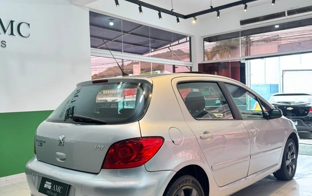 imagem-https://www.socarrao.com.br/sc-vehicle-images-prod/4433701/1792778235276-26281f8ae934423abd249fa9d0da2cdb_1792778182708.jpg