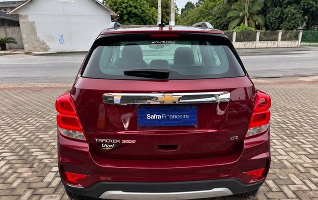 imagem-https://www.socarrao.com.br/sc-vehicle-images-prod/4433703/1792778249277-90e68448-03c3-4b75-b0fa-e38d5f41b0e3.jpg